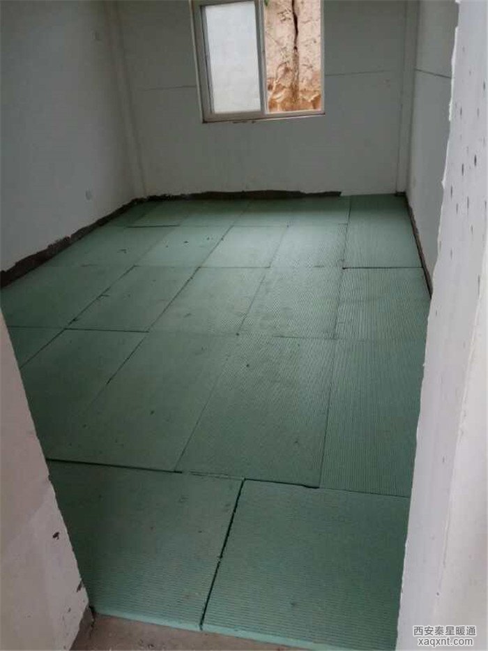 電熱膜電地暖保溫層鋪設