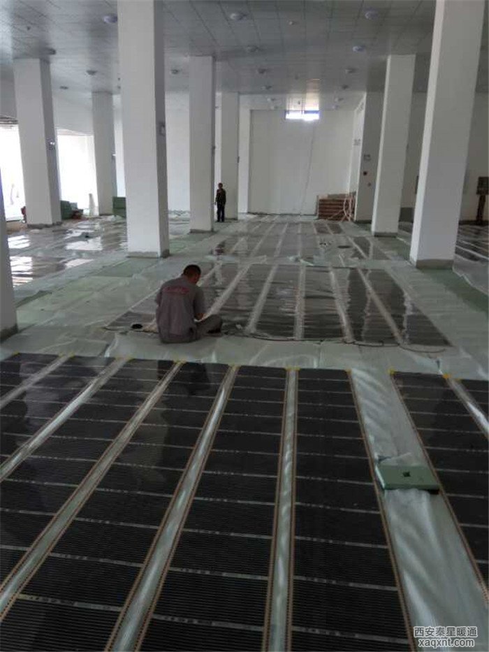 榆林清澗縣電地暖電熱膜鋪設