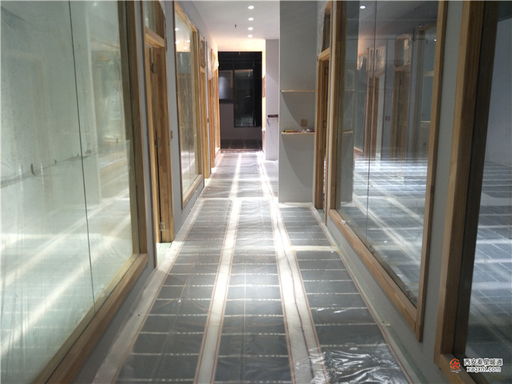 過道電熱膜鋪設