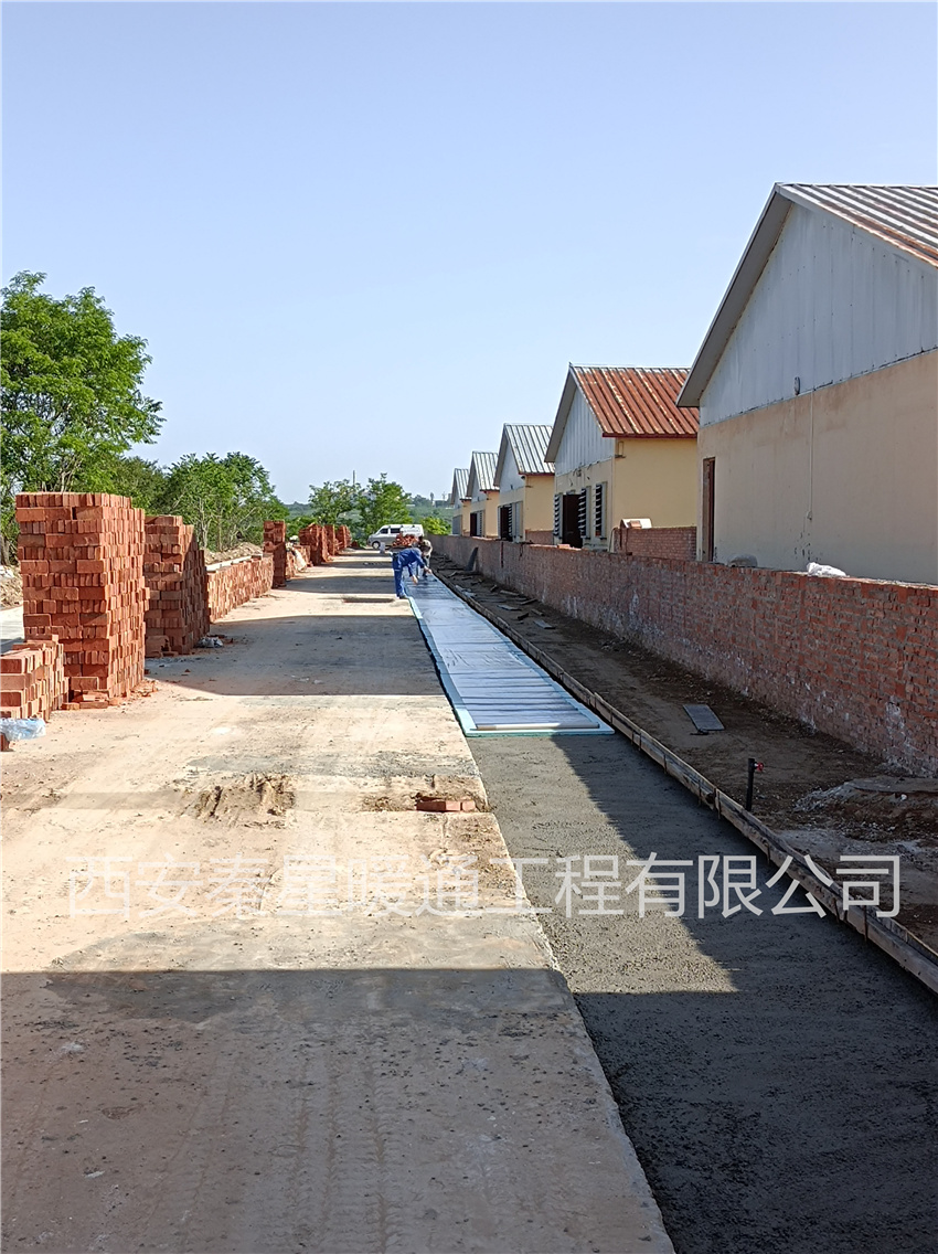 養豬場電地暖安裝